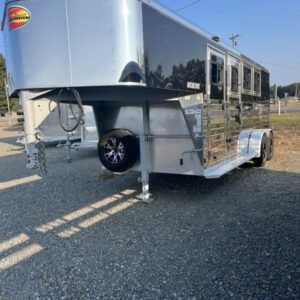 2022 Sundowner 3 Horse Slant GN Trailer