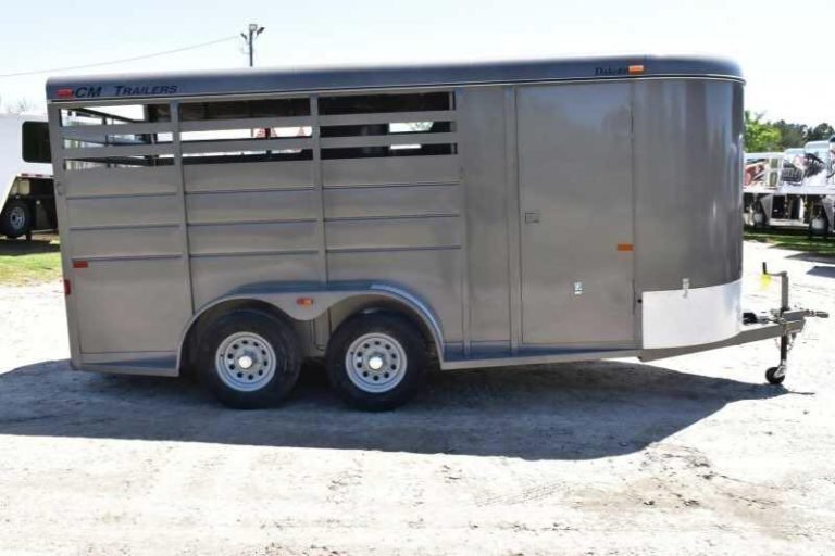 2017 CM 3HSLBP 3 Horse Trailer - Image 7
