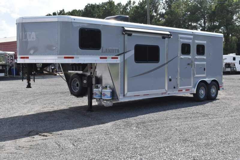2020 Lakota Colt 8209SO 2 Horse Trailer with 9′ Short Wall - Image 9