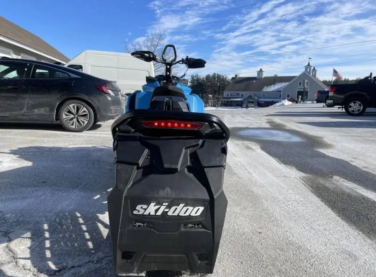 2019 Ski-Doo Summit X 850 E-TEC 154 for sale - Image 3